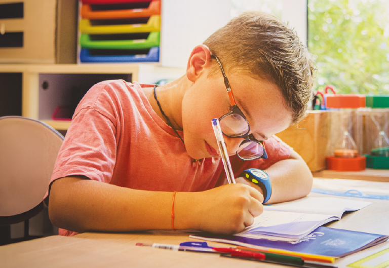 Des fournitures scolaires offertes à tous les enfants pour la rentrée !